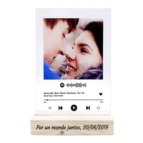 Placa de Spotify Personalizada | Placa de Metacrilato para regalar en aniversarios, Día de la Madre, parejas | Con base de madera.