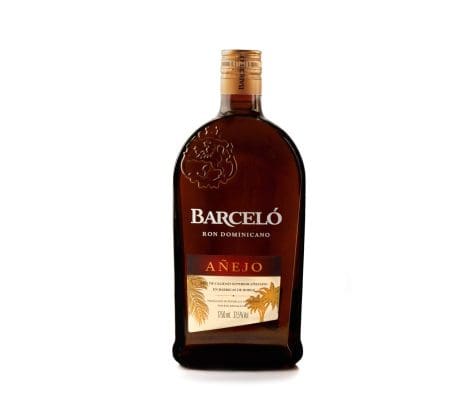 Ron Barceló Añejo, Botella de Ron Dominicano envejecido en barricas de roble, con sabor a cereza, 1750 ml.