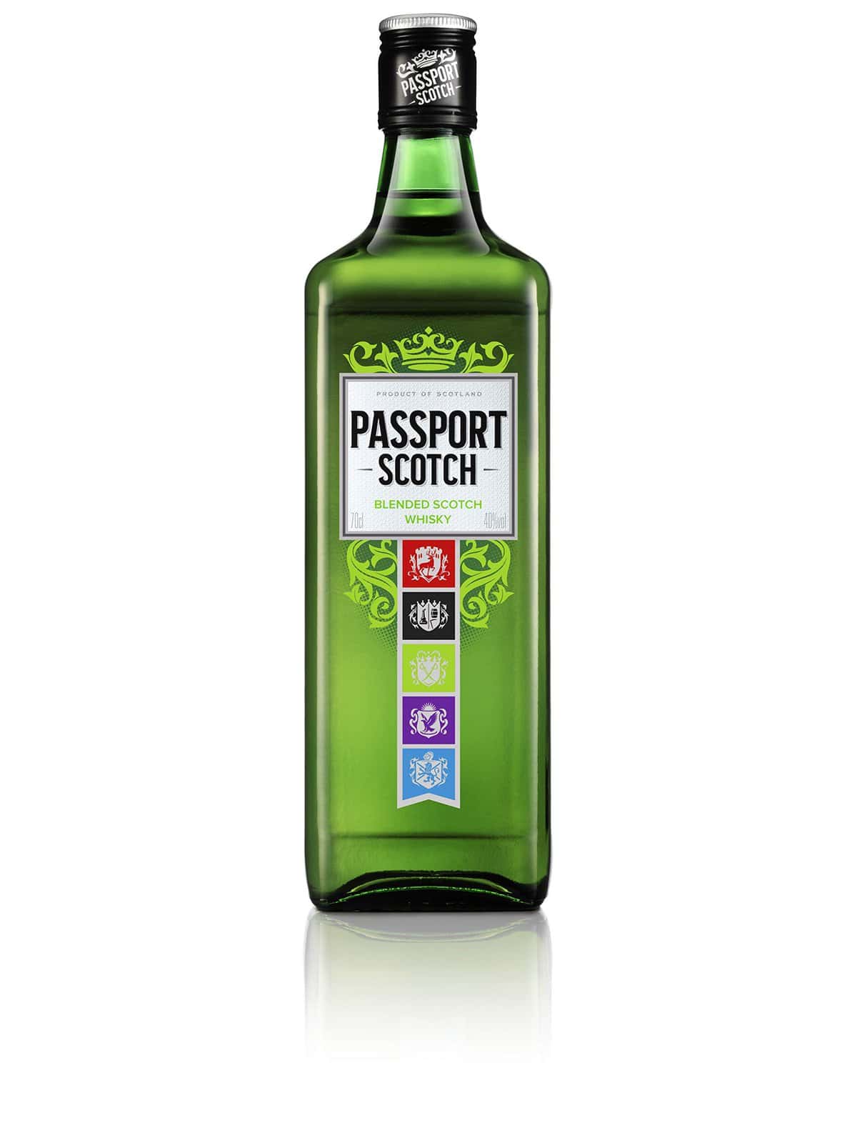 Passport Whisky Escocés de Mezcla - 700 ml