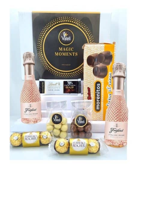 Valeli, Pack de 2 cavas mini de 200ml Freixenet Italian Rosé. Cesta delicatessen con bombones Ferrero Rocher y Lindt. Regalo original para Navidad, San Valentín, Cumpleaños. Estuche gourmet para regalar (ITALIAN ROSÉ).