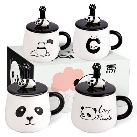 Set de 4 tazas de café de cerámica con tapa y cucharita con diseño de panda en relieve, ideal para regalar en Navidad, cumpleaños o a amigos y amantes de los pandas.