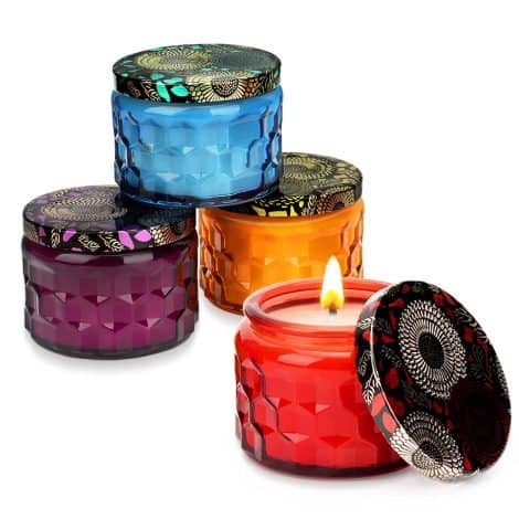 Paquete de 4 velas aromáticas de 4.4 onzas, ideales para regalos navideños y cumpleaños. Perfectas para mamá, esposa y hijas.