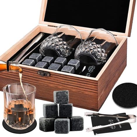 Juego de Whisky con Piedras Refrigerantes, Vasos, Posavasos, Caja de Madera, Pinza de Acero Inoxidable y Bolsa de Almacenamiento. Perfecto para regalar a Papá, Esposo o Amigos. (Madera)