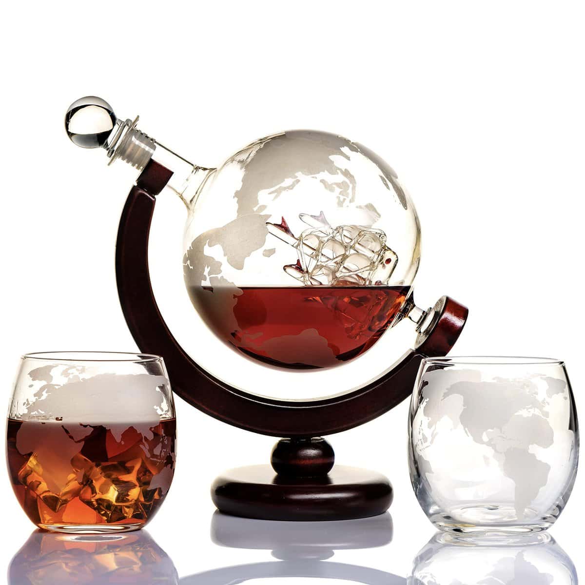 Kemstood Juego de decantador de whisky (850 ml)  Juego de decantador de whisky grabado del globo mundial para hombres con 2 vasos en caja Accesorios de bar para el hogar para todo tipo de bebidas