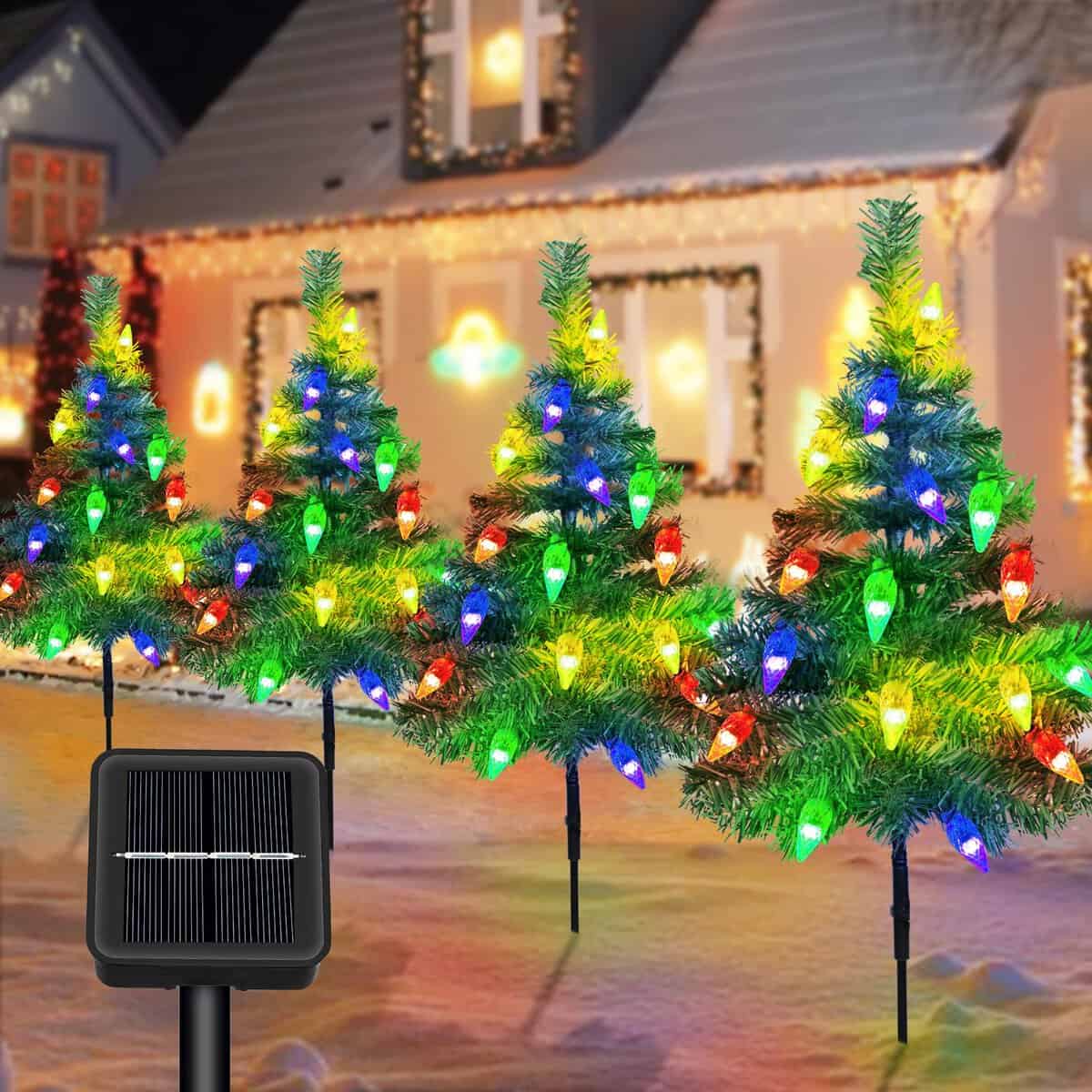 Árbol de Navidad Artificial con Guirnalda Luces Solar, 4 Árboles de Navidad con Luces de Fresa, Luces Solares de Jardín con 80 LED C6 Luces, Luces de Navidad Exteriores Decoración de Navidad Fiestas