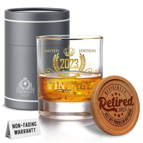 Taza Kies®GIFT Oro 2023, regalo original para jubilación, hombre o mujer, cumpleaños personalizado, whisky en vasos de cristal.