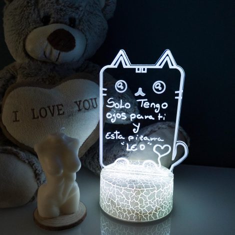 Lámpara personalizada de pizarra LED con mando a distancia y rotulador, diseño Gatito.